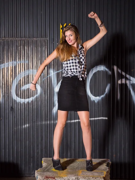 Blonde vrouw winnaar — Stockfoto