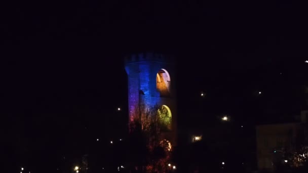 Italy Florence San Niccolo Tower at night — Stock Video