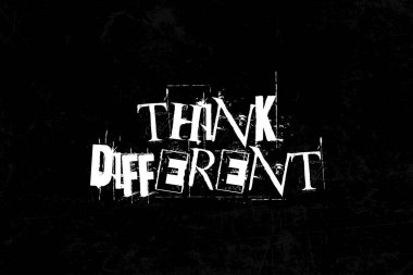 Siyah arkaplandaki, beyazlarda farklı düşün ifadesi, bireyselliği ve yaratıcılığı sembolize ediyor..