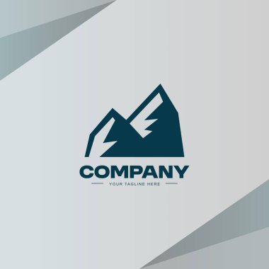 Minimalist, koyu mavi dağ logosu. Keskin tepeleri var. Macera veya açık hava markaları için uygun..