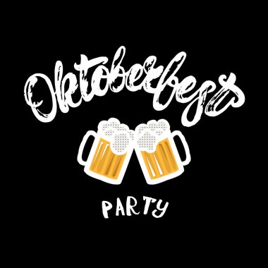 Oktoberfest parti el yazılı poster bira bardağı ile yazı.