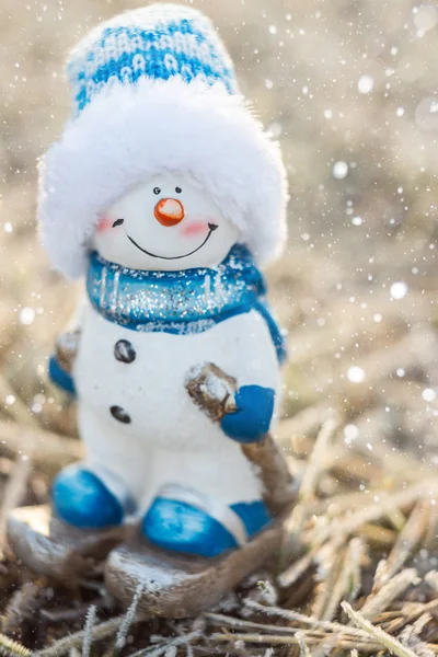 Játék aranyos hóember — Stock Fotó