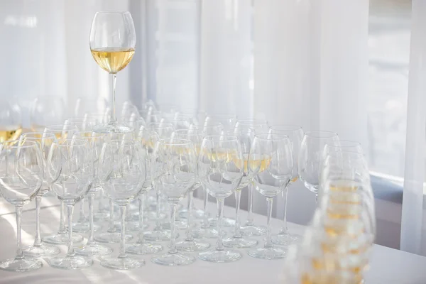 Glasses of white wine — Stock Photo, Image