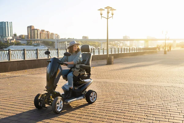 Woman Tourist Riding Four Wheel Mobility Electric Scooter City Street — Stock Photo, Image