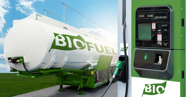 Tankwagen mit Biokraftstoff und Tankstelle — Stockfoto