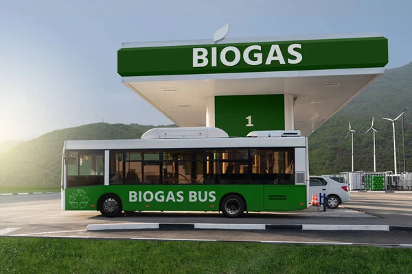 Buss Och Bilar Vid Biogasmacken Kolneutralt Transportkoncept — Stockfoto