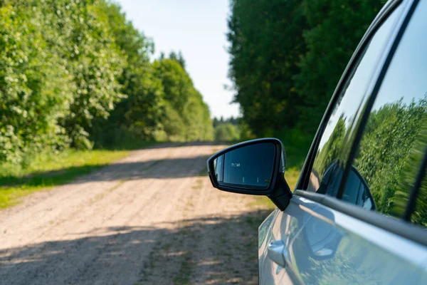 Coche Camino Verano Través Del Bosque —  Fotos de Stock