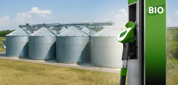 Estação Enchimento Biocombustíveis Fundo Silos Conceito Biocombustível — Fotografia de Stock