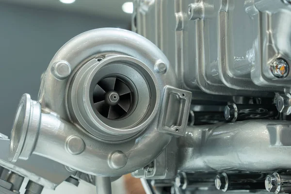 Турбонаддувом дизельний двигун — стокове фото