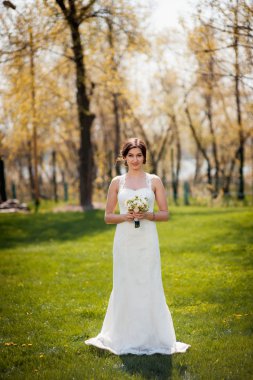 Lüks gelinlik güzel genç gelin