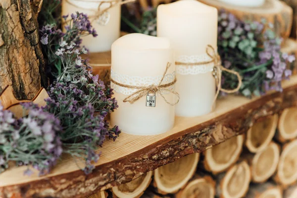 Décorations de mariage avec bougies . — Photo