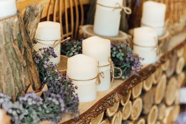 Svatební dekorace, svíčky. — Stock fotografie