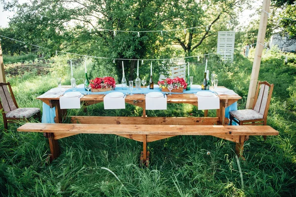 以乡村风格设计的婚桌 — 图库照片