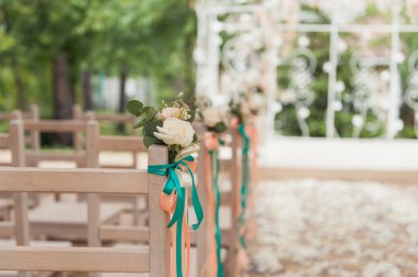 Düğün için sandalye kümesi veya başka bir yiyecek ve içecek olay