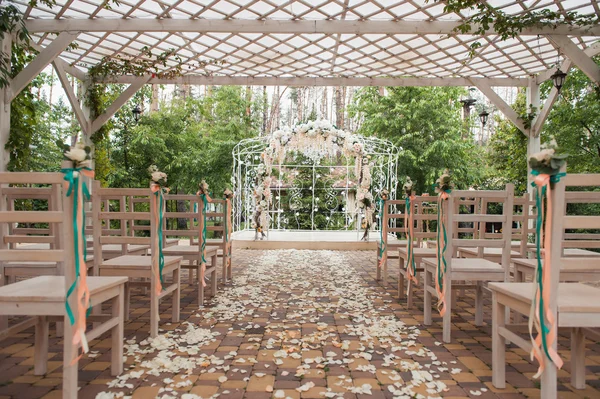 Stuhlgarnitur für Hochzeit oder andere Catering-Veranstaltungen — Stockfoto