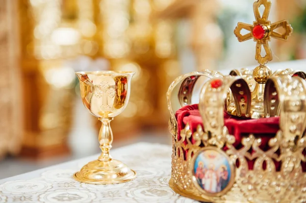 Various accessories for the wedding in the church — Stock Photo, Image