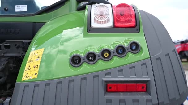 Rear part of professional tractor with ancillary control connectors — Stock Video