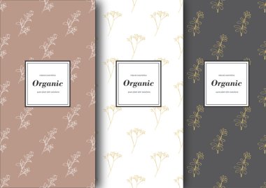 Organik dükkanı veya doğal kozmetik ambalaj etiket kümesi. Pastel renkler ile vektör çiçek desenleri.