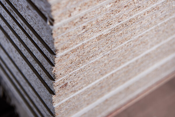 Set in the manufacture of chipboard