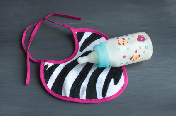 одежда и аксессуары новорожденные бутылки с молоком
. 