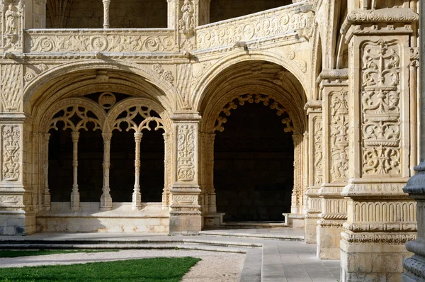 Der Kreuzgang des Jeronimos-Klosters — Stockfoto