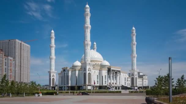 Hazret Sultan-moskee in Astana — Stockvideo