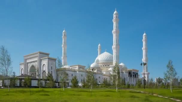 Hazret Sultan-moskee in Astana — Stockvideo