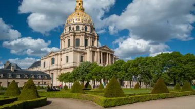 Louis-des-Invalides Paris Şapeli