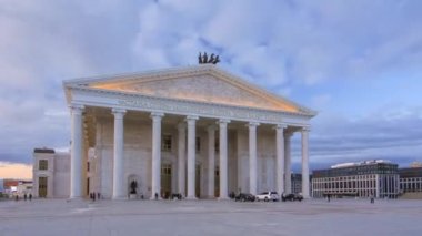 Günden itibaren Astana operaya gece