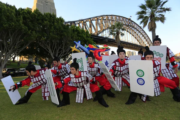 Harbour Bridge adlı dans sanatçılar