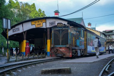  Asya 'nın en yüksek tren istasyonu Ghum tren istasyonu.
