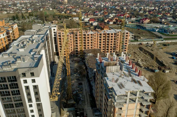 Építése Építése Toronyházak Építőipar Munkaeszközökkel Munkavállalókkal Kilátás Felülről Felülről Háttér — Stock Fotó