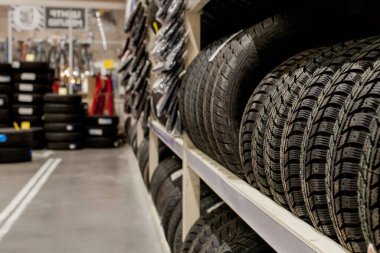 Araba lastik ve jant Lastik deposu depo