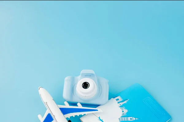 Camera Passport Airplane Light Blue Background Summer Vacation Concept Copy — Stock Photo, Image