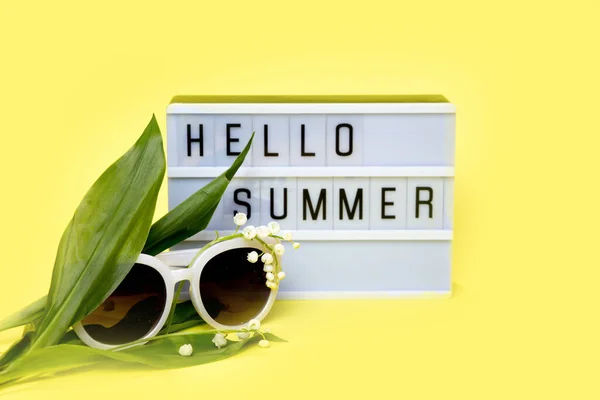 Lightbox Message Hello Summer Yellow Background Concept Summer Travel Vacation — Stock Photo, Image