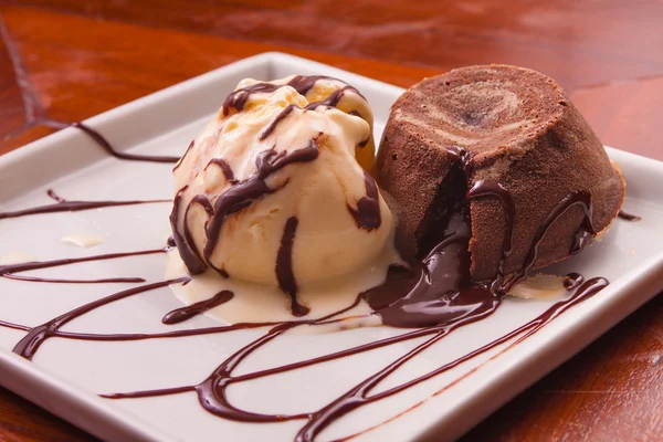 Petit pastamız tatlı