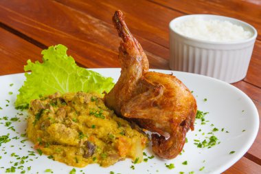 Geleneksel Lübnanlı horoz  