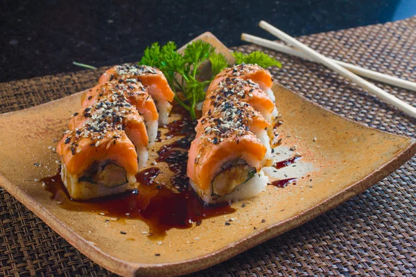 Rollos de salmón Sashimi — Foto de Stock