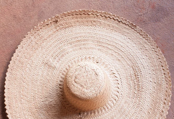 Grande cappello di paglia — Foto Stock