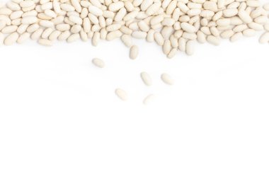 Beyaz arka plan beyaz fasulye çerçevede. Phaseolus vulgaris