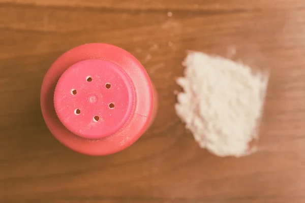 Bébé talc récipient de poudre — Photo