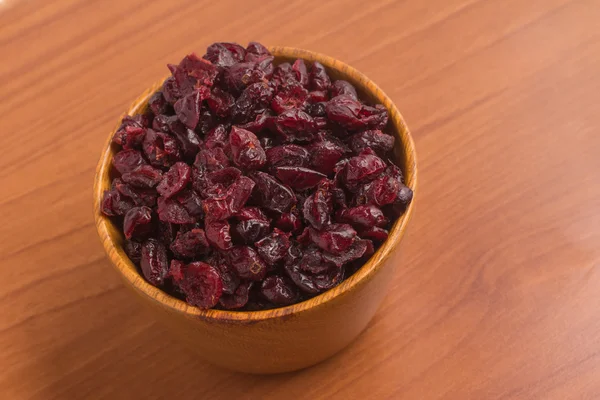 Cranberries secas em uma tigela — Fotografia de Stock