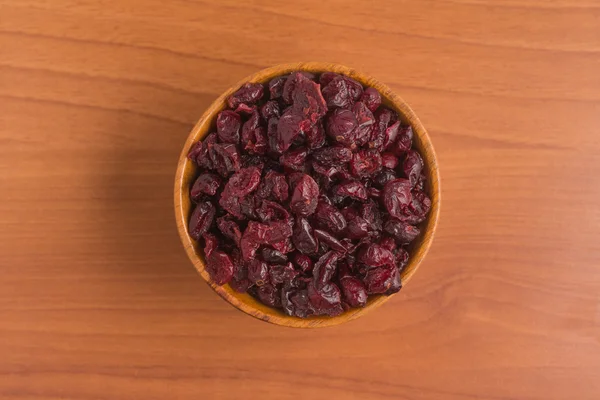 Dried Cranberries into a bowl — Stock Photo, Image