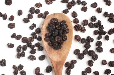 İçine bir kaşık kuru üzüm