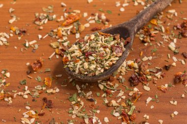 İçine bir kaşık Chimichurri otlar
