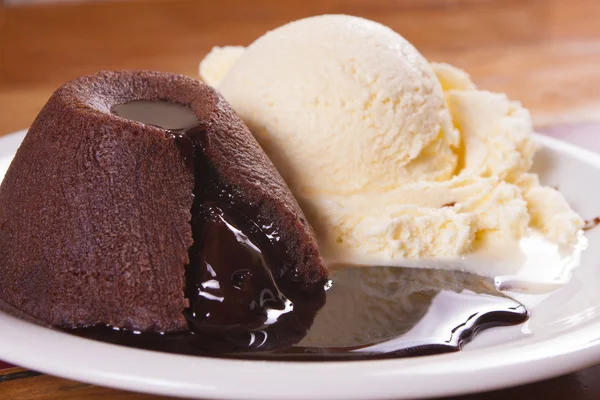 Petit gateaux dondurma ile