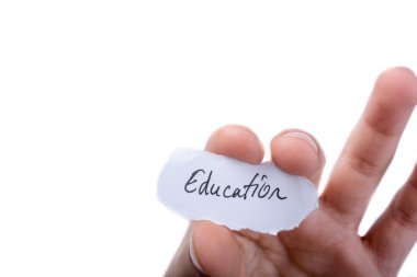 Yırtık kağıt parçası yazılı eğitim 