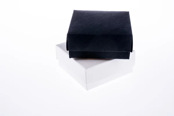 Caixa de papelão preto — Fotografia de Stock