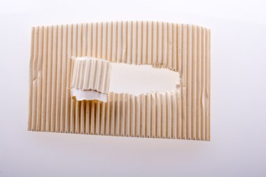 Toplanan yırtık kağıt