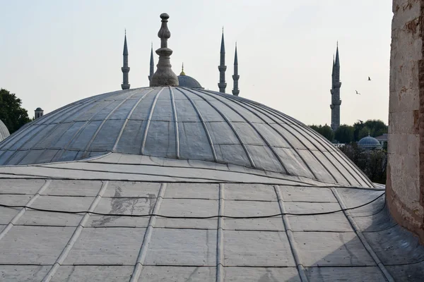 Istanbul Camii kubbeleri — Stok fotoğraf